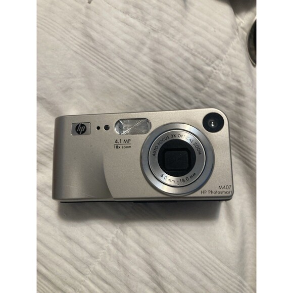 HP PhotoSmart M407 4.1MP Digital Camera Silver Not Tested PARTS ONLY - Picture 1 of 9
